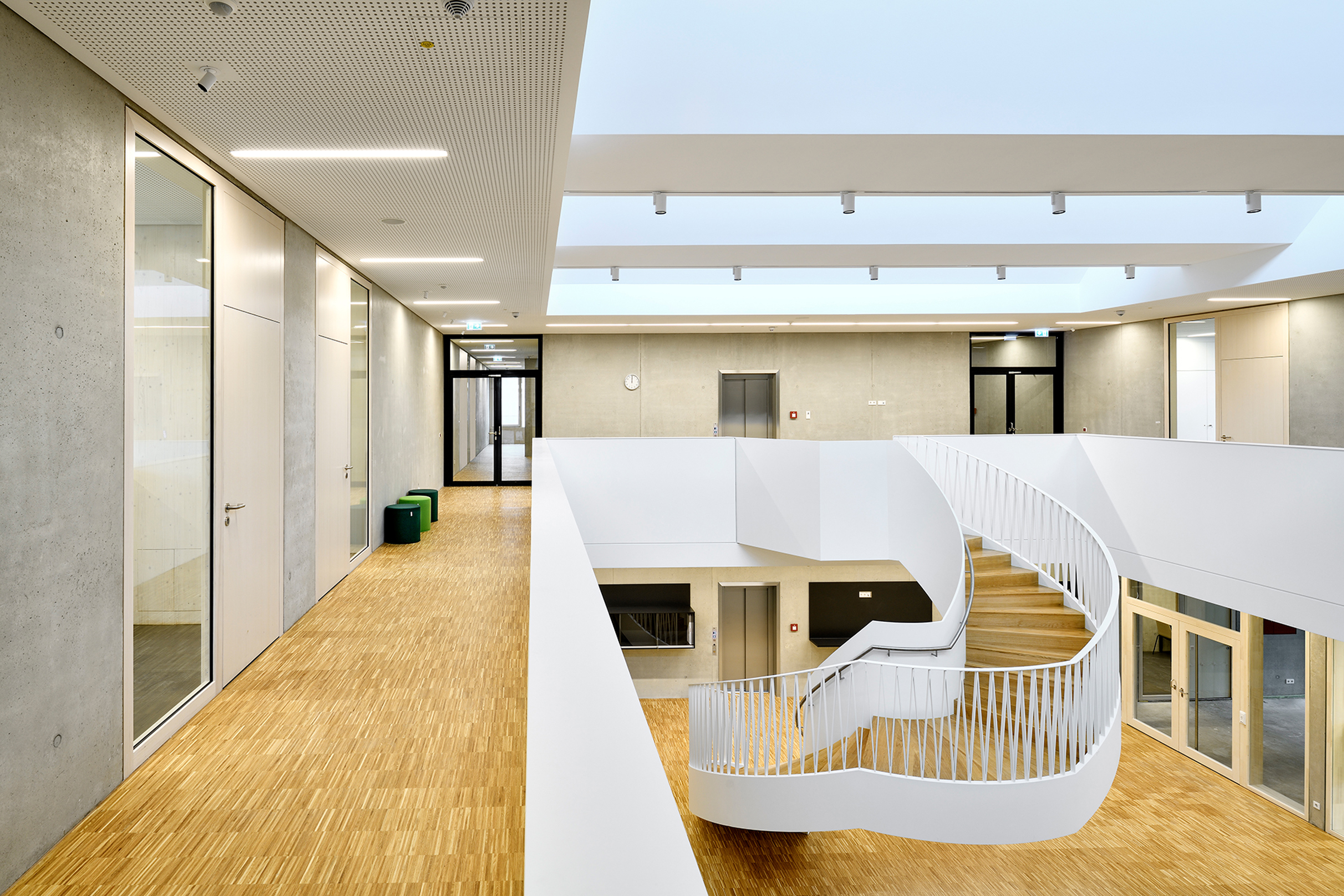 Neubau Fachakademie für Sozialpädagogik Fürth - Fertigstellung | Baum ...